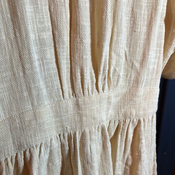 Cream Maxi Sundress with Puff Sleeves and V-Neck - Picture 8 of 10